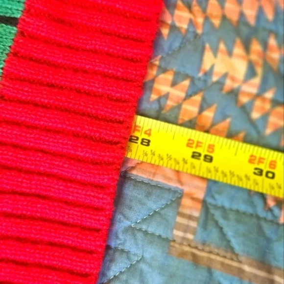 Santa's‎ Gym Christmas sweater - Picture 6 of 7